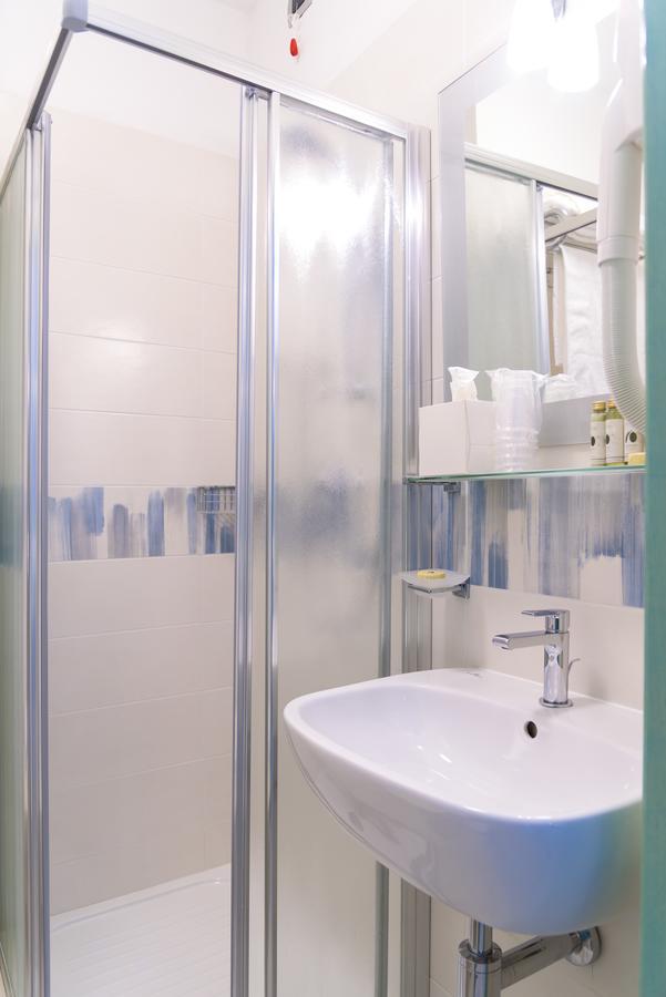 מרינה די קמפו Hotel Montecristo מראה חיצוני תמונה