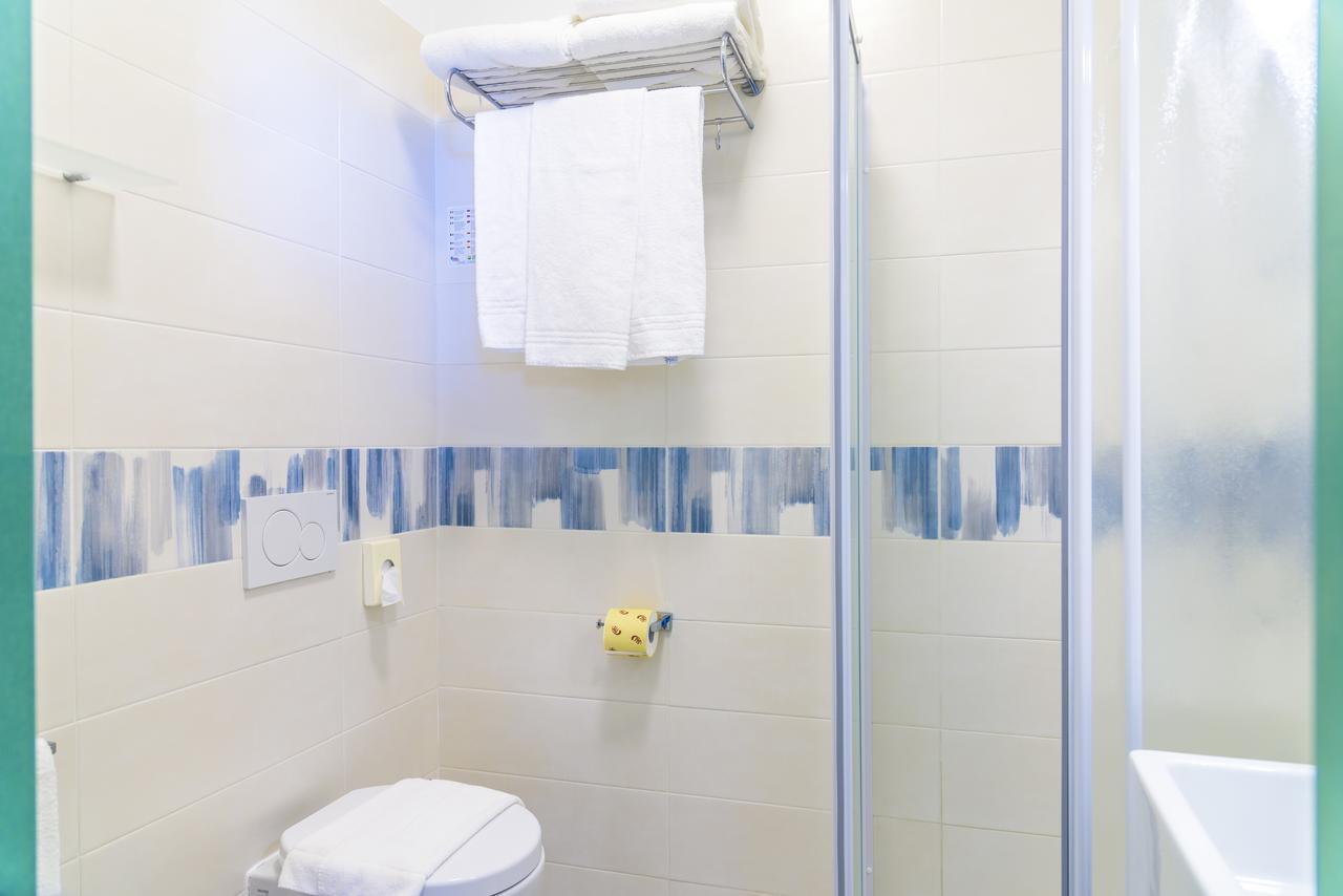 מרינה די קמפו Hotel Montecristo מראה חיצוני תמונה