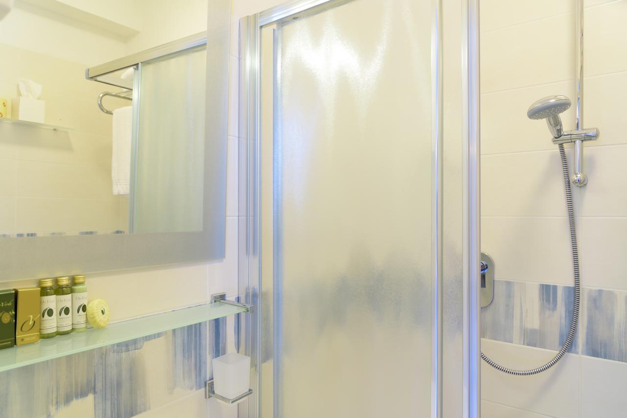 מרינה די קמפו Hotel Montecristo מראה חיצוני תמונה